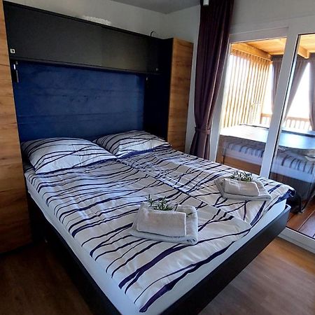 Mobile Homes Selce - Alpe Jadran Mobil Exteriör bild